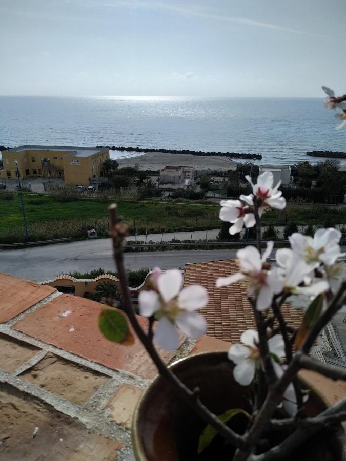 Apartmán Mansarda Mare Red Sciacca Exteriér fotografie